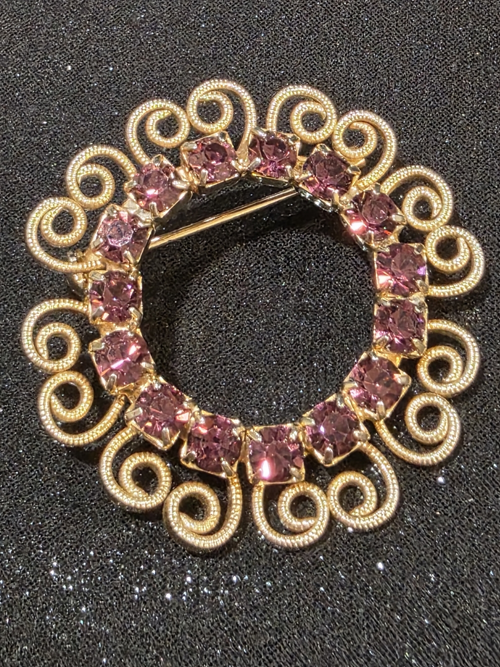 VTG 1960s-1970s Textured Gold-tone Brooch